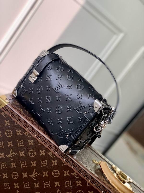 LV Handbags 555